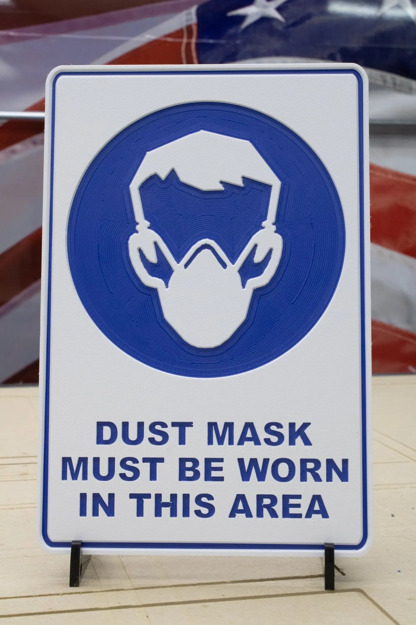 Dust Mask Must Be Worn in This Area
