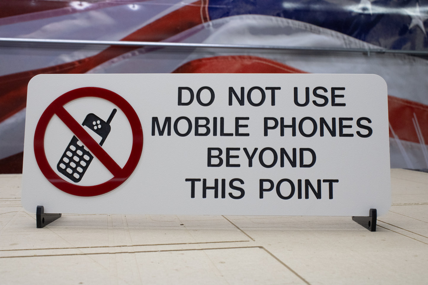 Do Not Use Mobile Phones Beyond This Point